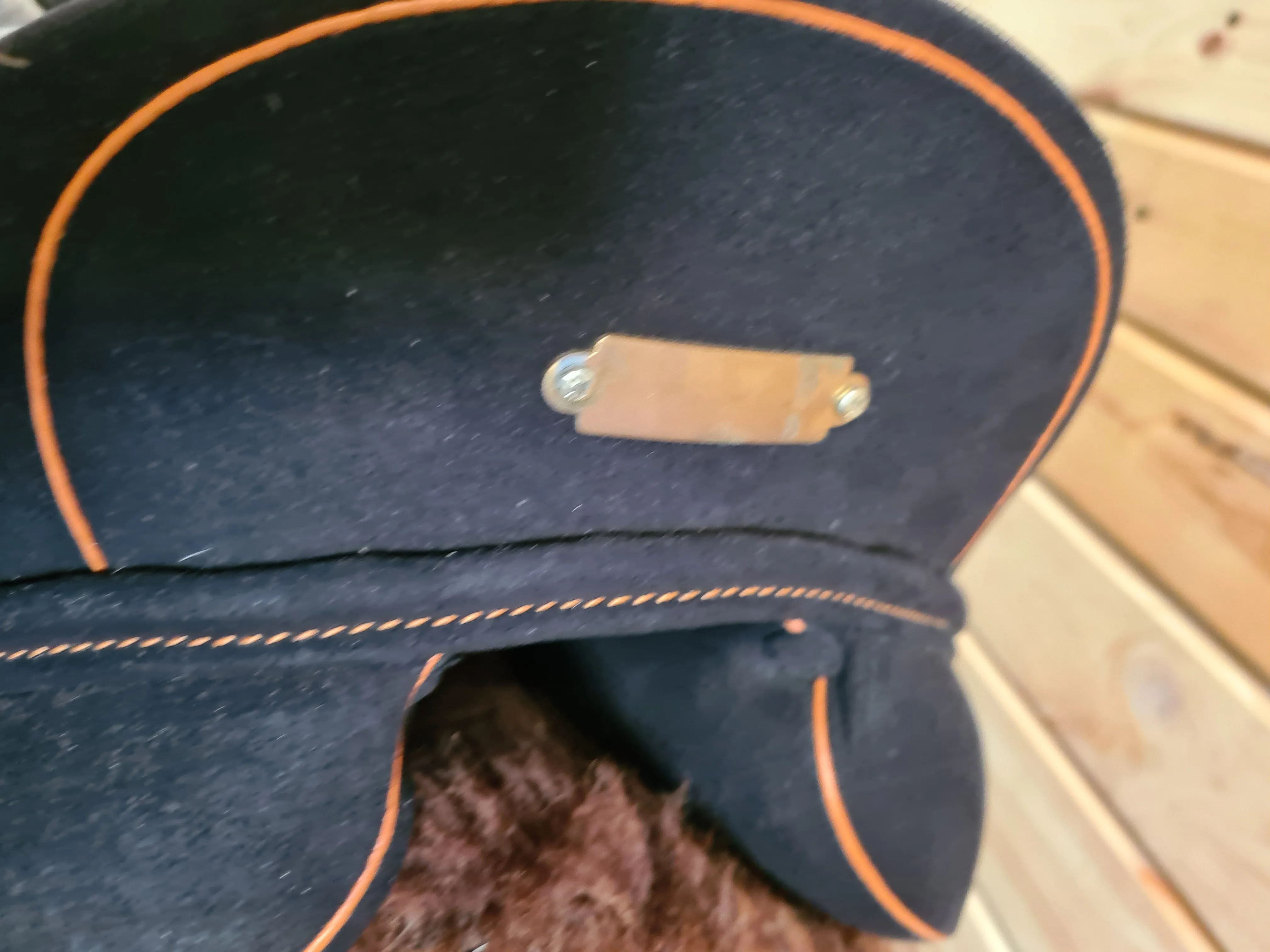 17.5" wide Zaldi Hanover full seude dressage