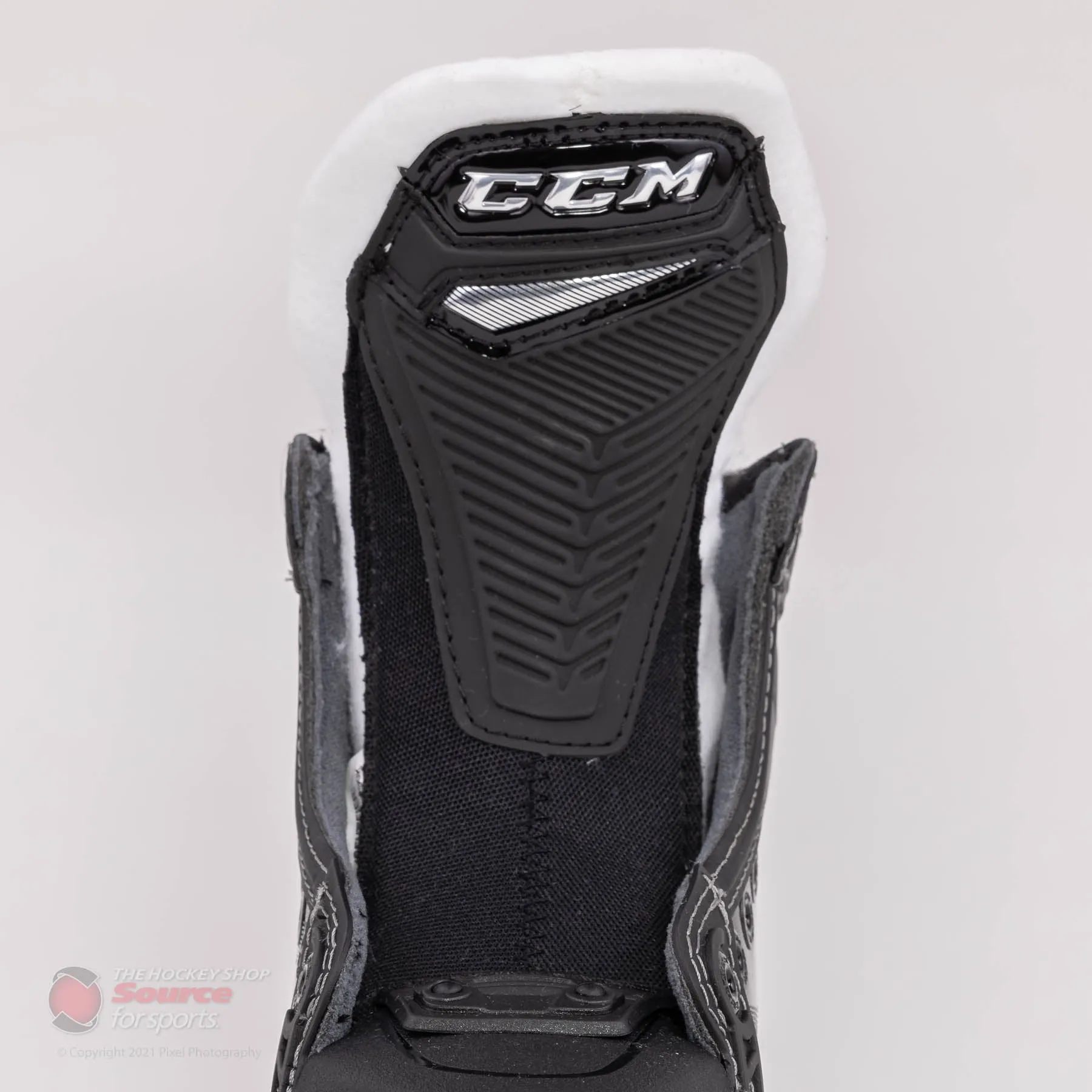 CCM RIBCOR 90K Junior Hockey Skates