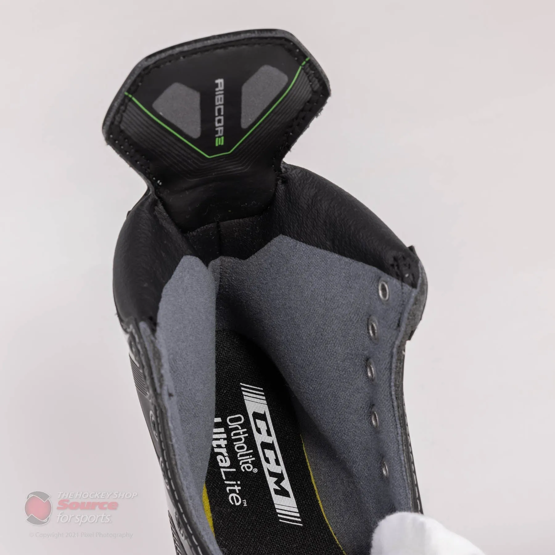 CCM RIBCOR 90K Junior Hockey Skates