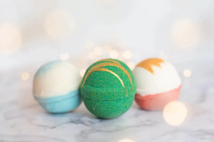 Christmas Bath Bomb - Holly Jolly