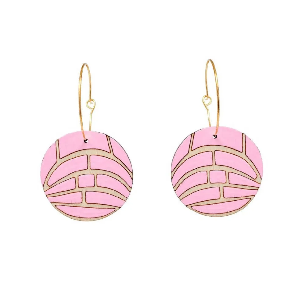 Concha Hoop Earrings