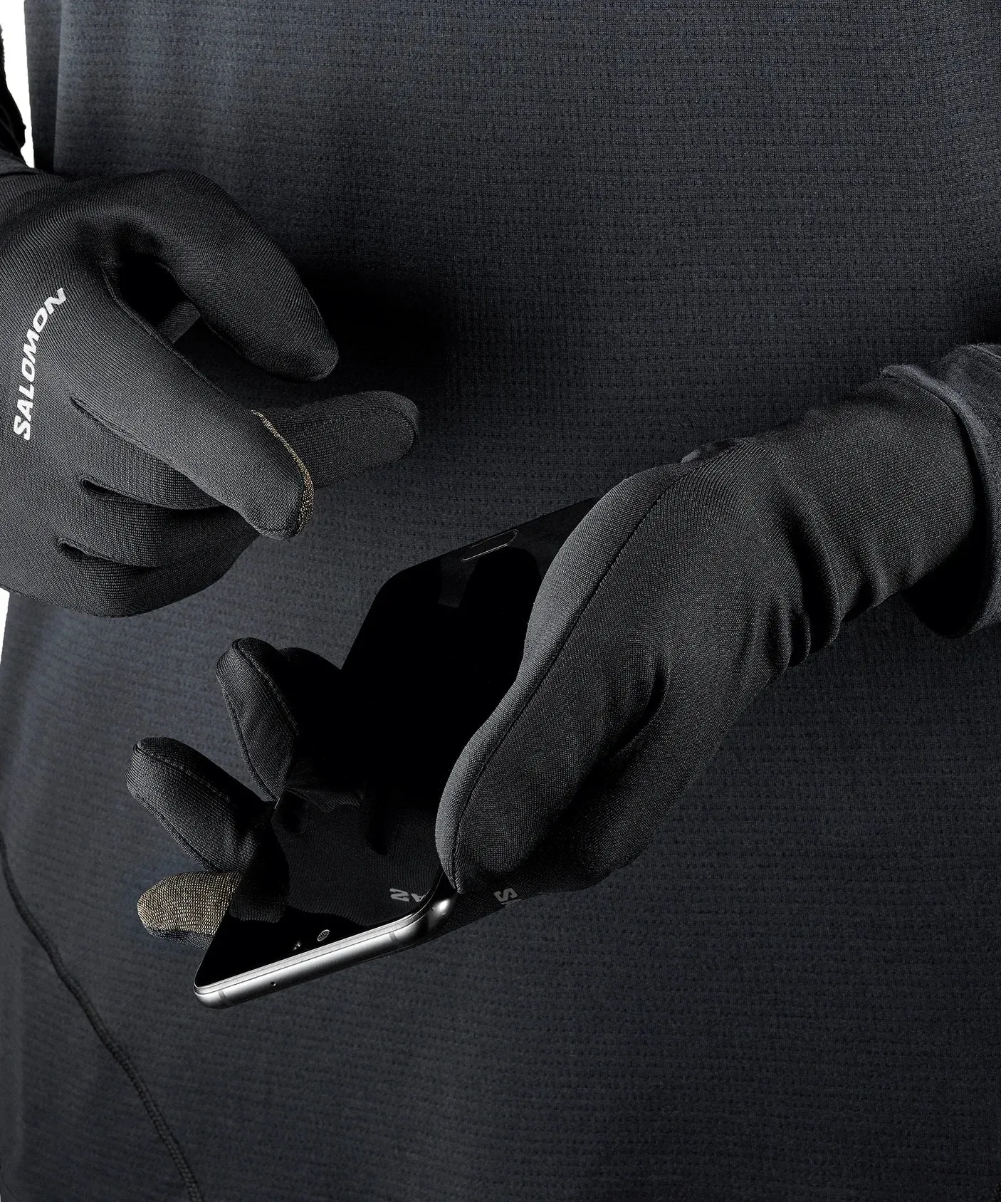Cross Warm Gloves (Unisex) - LC1897600 - Past Season