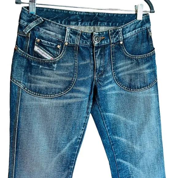 DIESEL Vintage Low Rise Women’s Jeans Size 28 Made in Rumania 100% Cotton