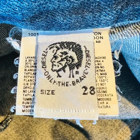 DIESEL Vintage Low Rise Women’s Jeans Size 28 Made in Rumania 100% Cotton