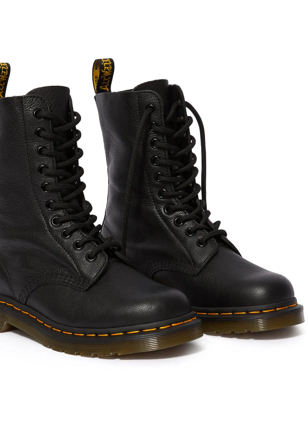 Dr. Martens 1490 Virginia Leather Boots Black