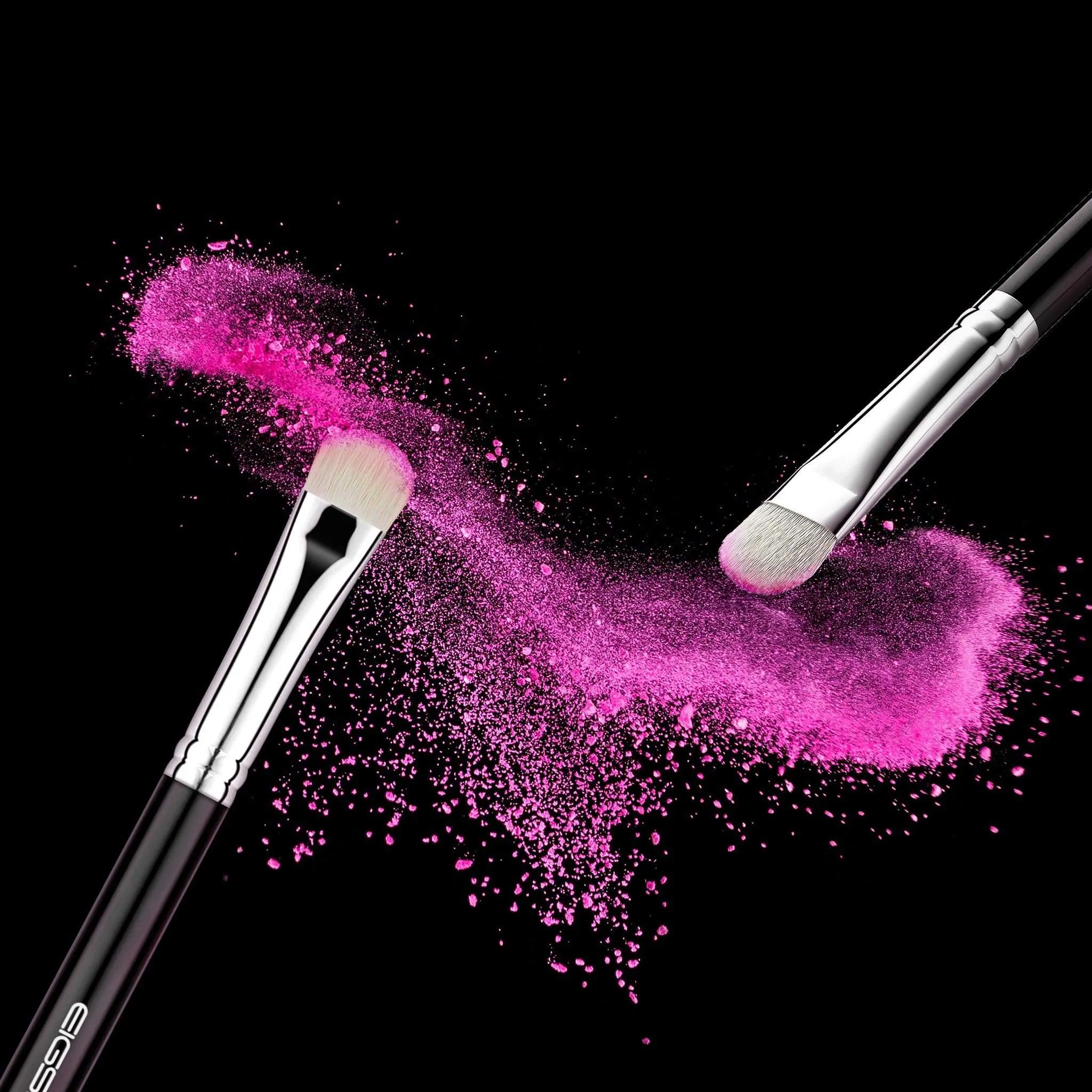 E831 - EYE SHADOW BRUSH