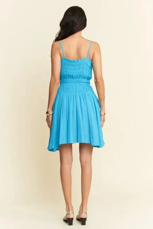 Effortless Charm: Sleeveless Button-Down Mini Dresses Women Love