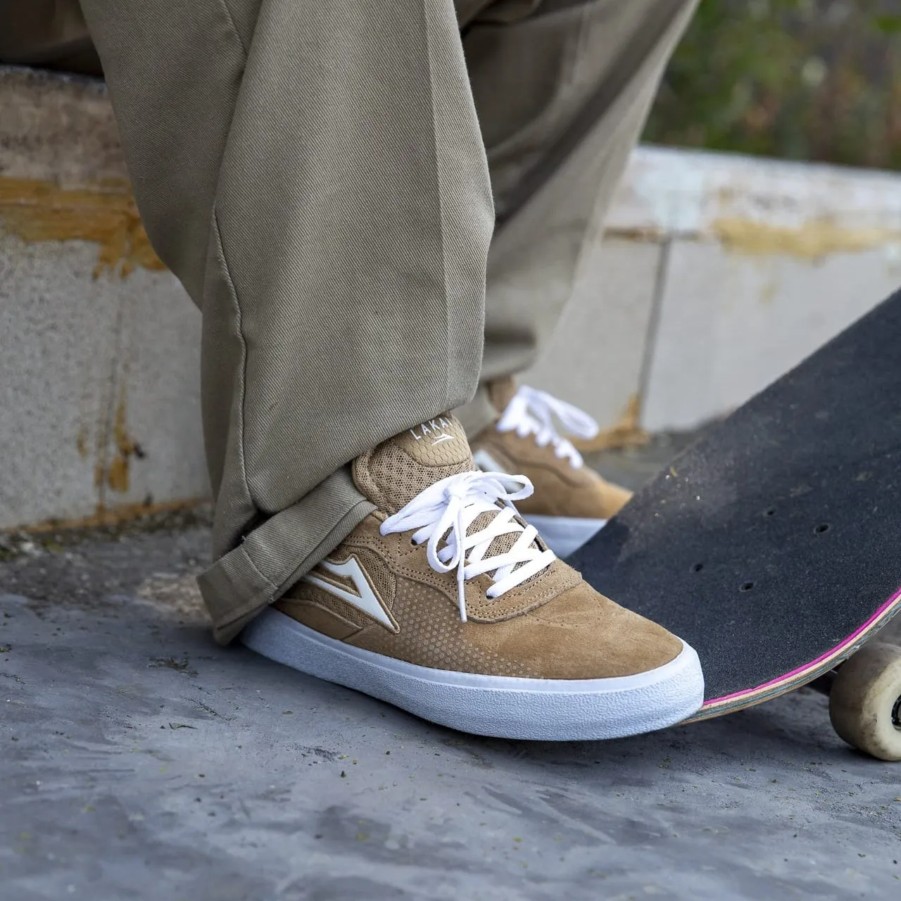 Essex - Tan Suede