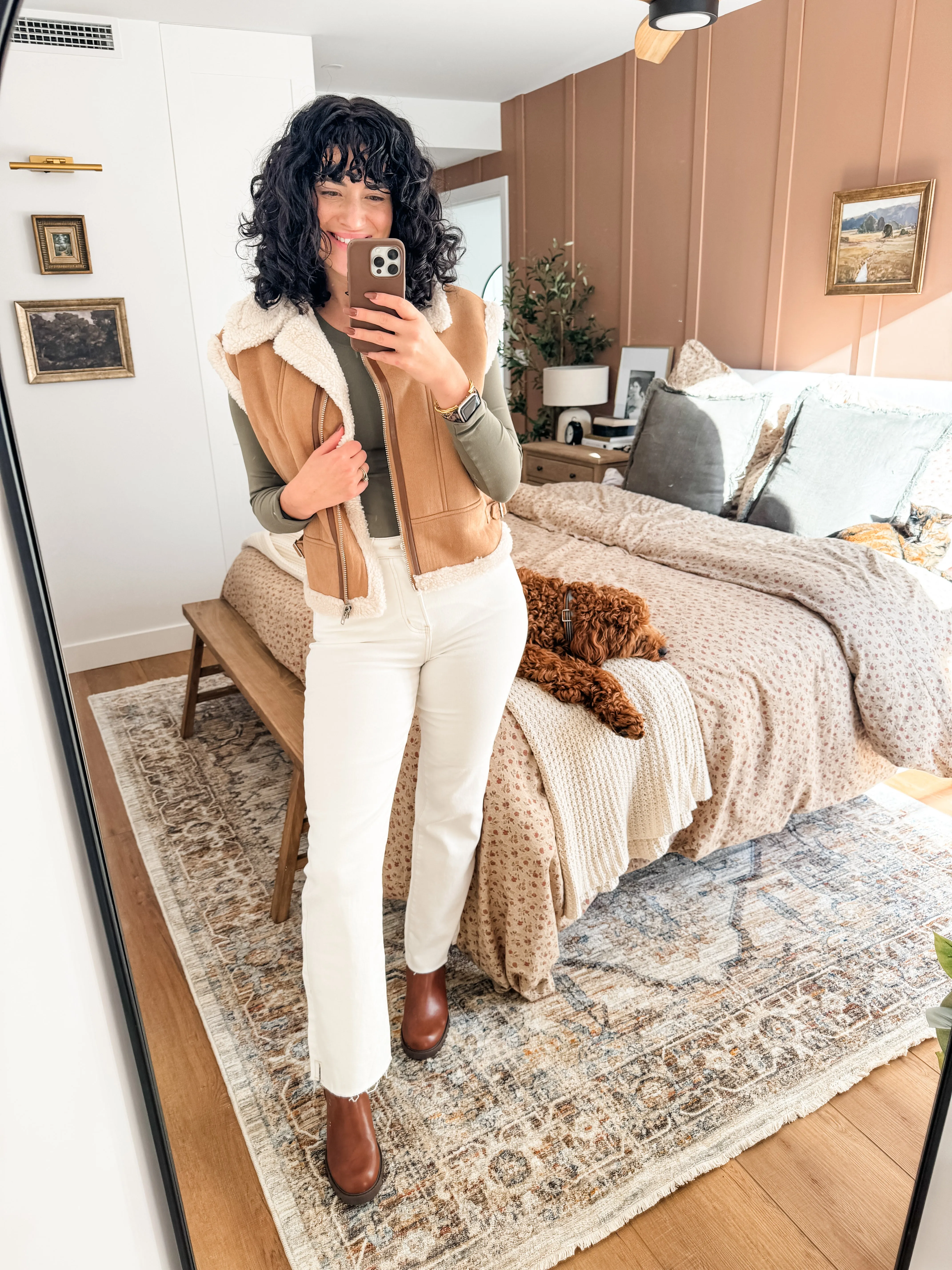 Fur-Contrast Zip Up Suede Vest