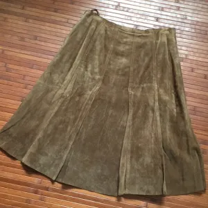 Genuine suede pleated skirt