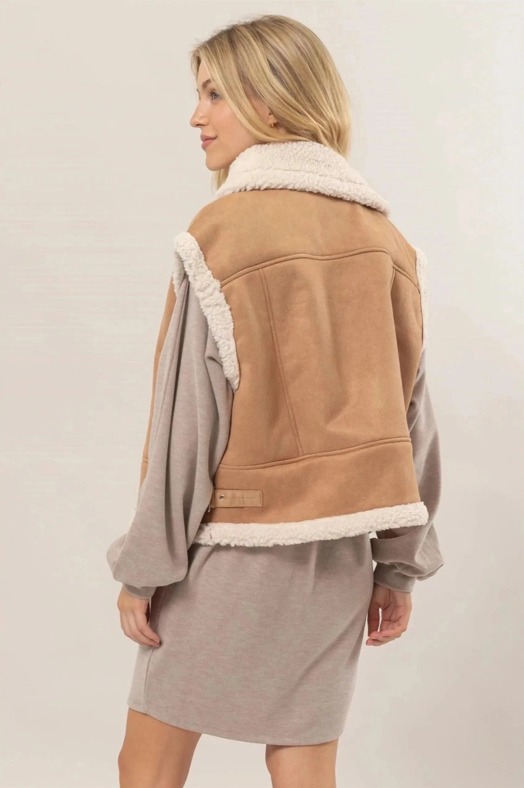 Leighton Sherpa Lined Suede Vest - Light Camel
