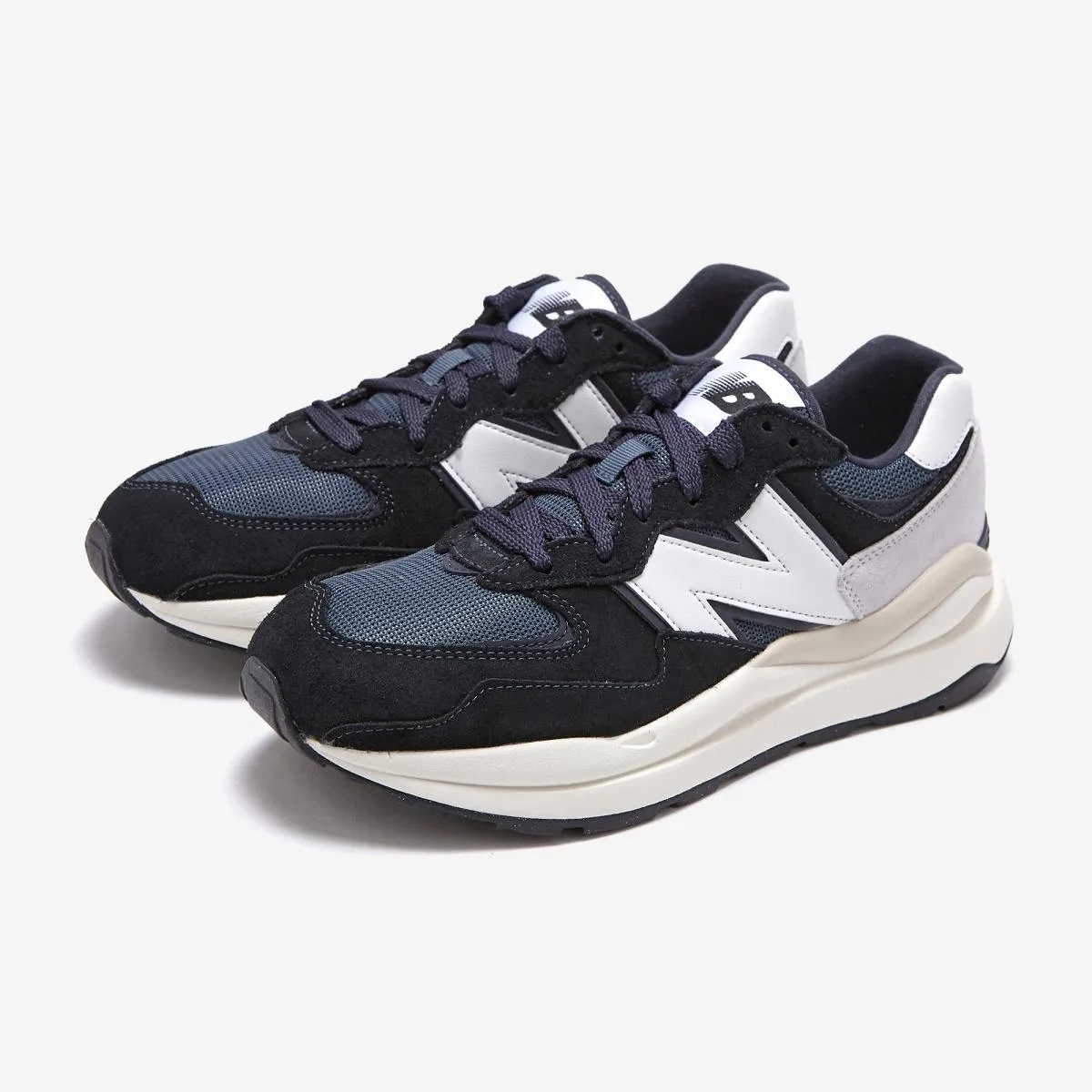 MENS LIFESTYLE 5740'S