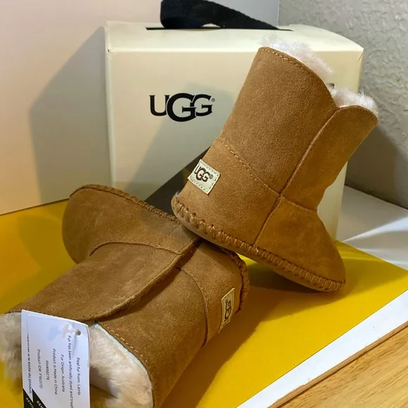 NIB UGG Pure Caden Suede Bootie Made From Real Lamb Fur