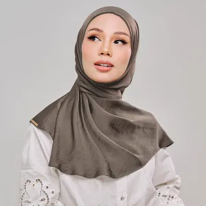 Niya Satin in Truffle
