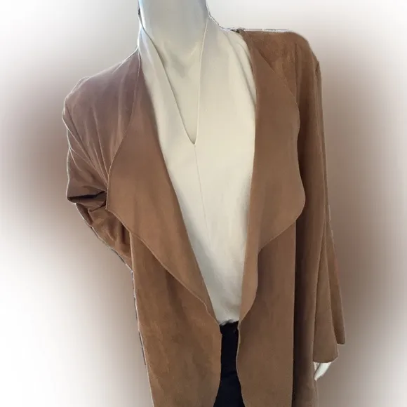 NWOT Women’s Chico’s full length faux suede brown duster/ jacket - size 3 (16/18
