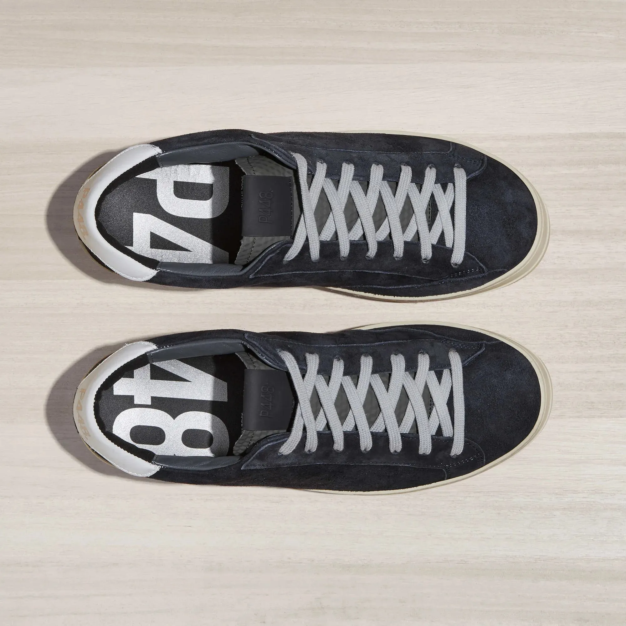 P448 - John Sneaker - Futura