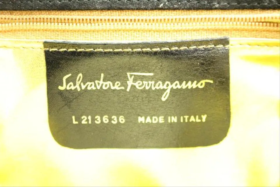 Salvatore Ferragamo Suede Flap Woc Msml9 Black Clutch