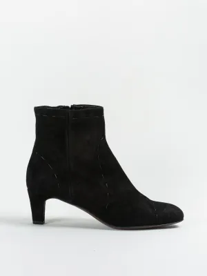 suede stitch bootie