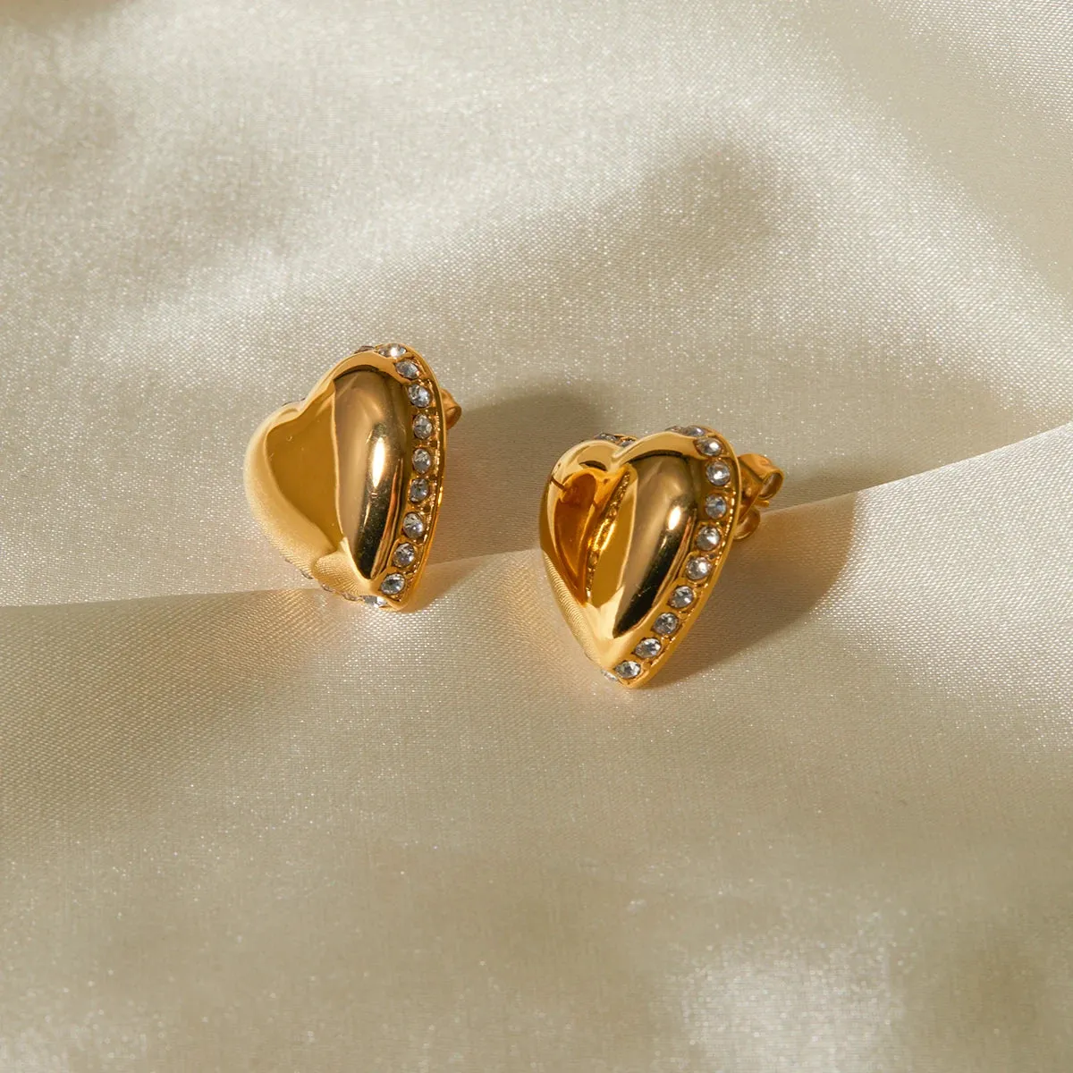 Sweet Love Heart with Rhinestone Inlay Earrings