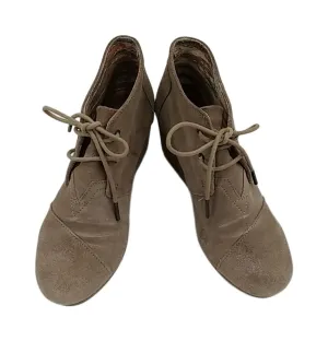 Toms Shoes - size 7 women