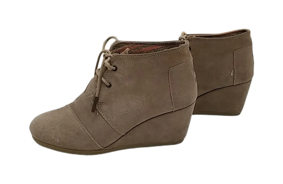 Toms Shoes - size 7 women