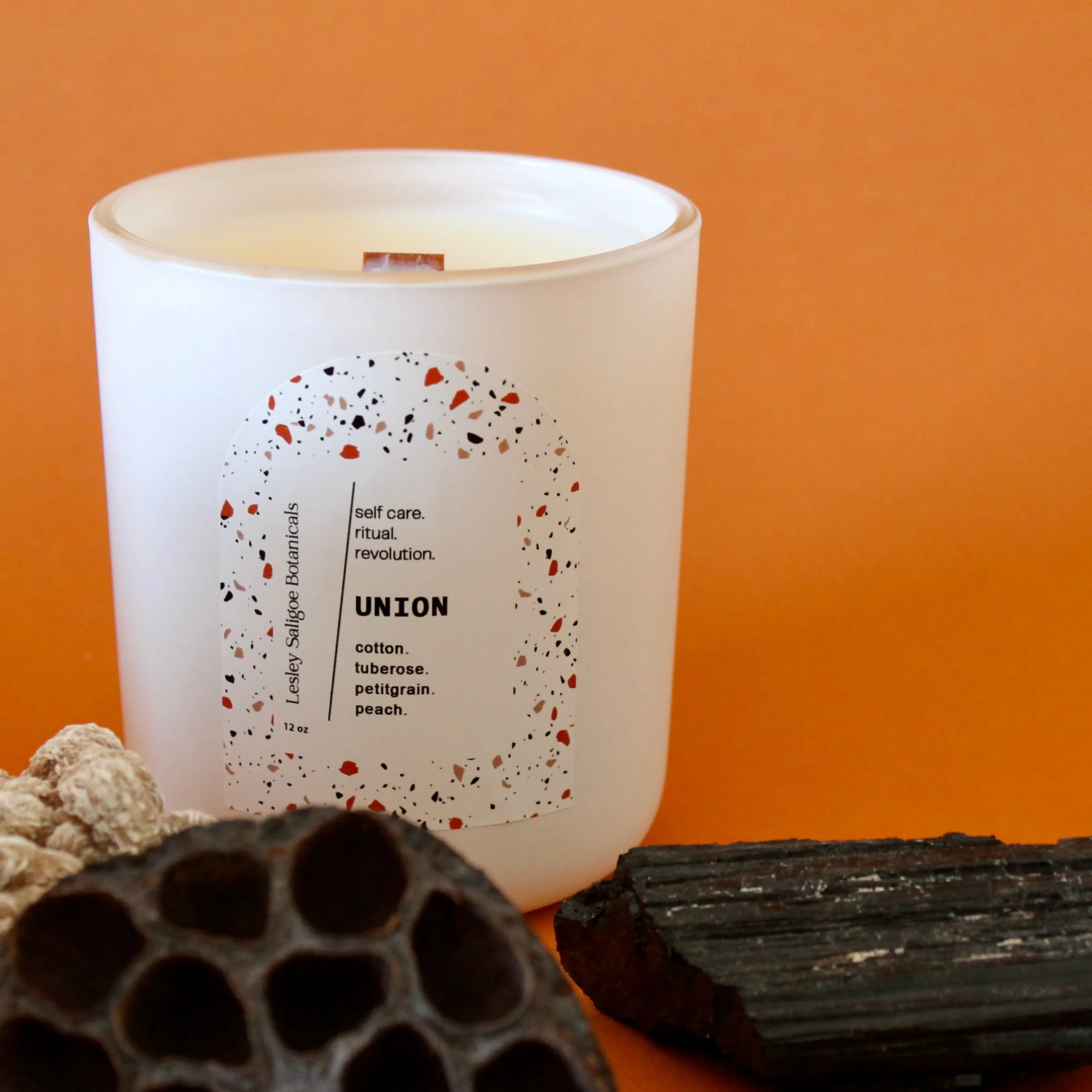 UNION Hand Poured Candle. Tuberose. Crisp Linen. Suede. Apricot. Wood Wick. 12 oz. Matte White.
