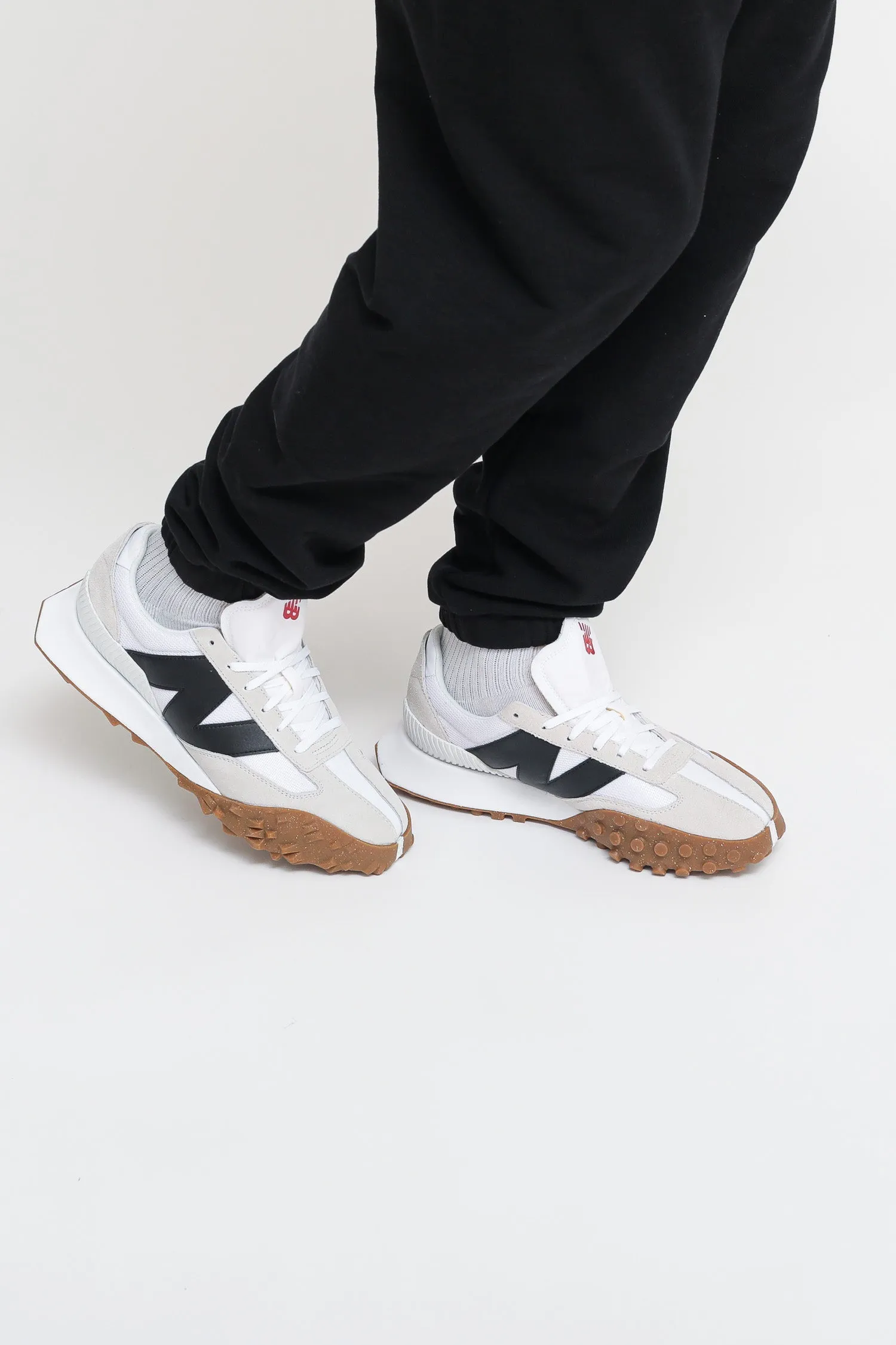 UXC72SD - White/Black