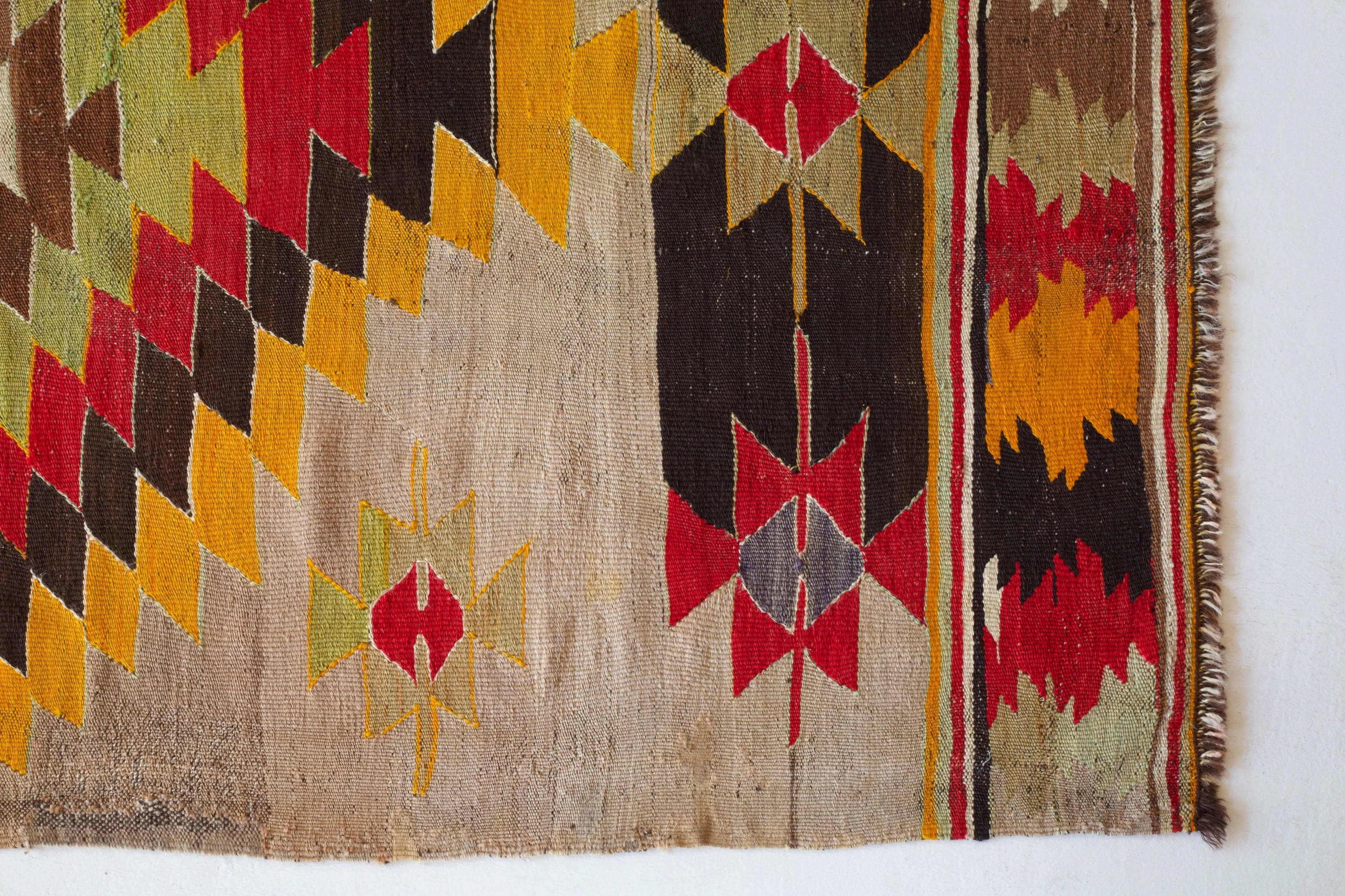 Vintage Anatolian Kilim Rug 3'3"x5'