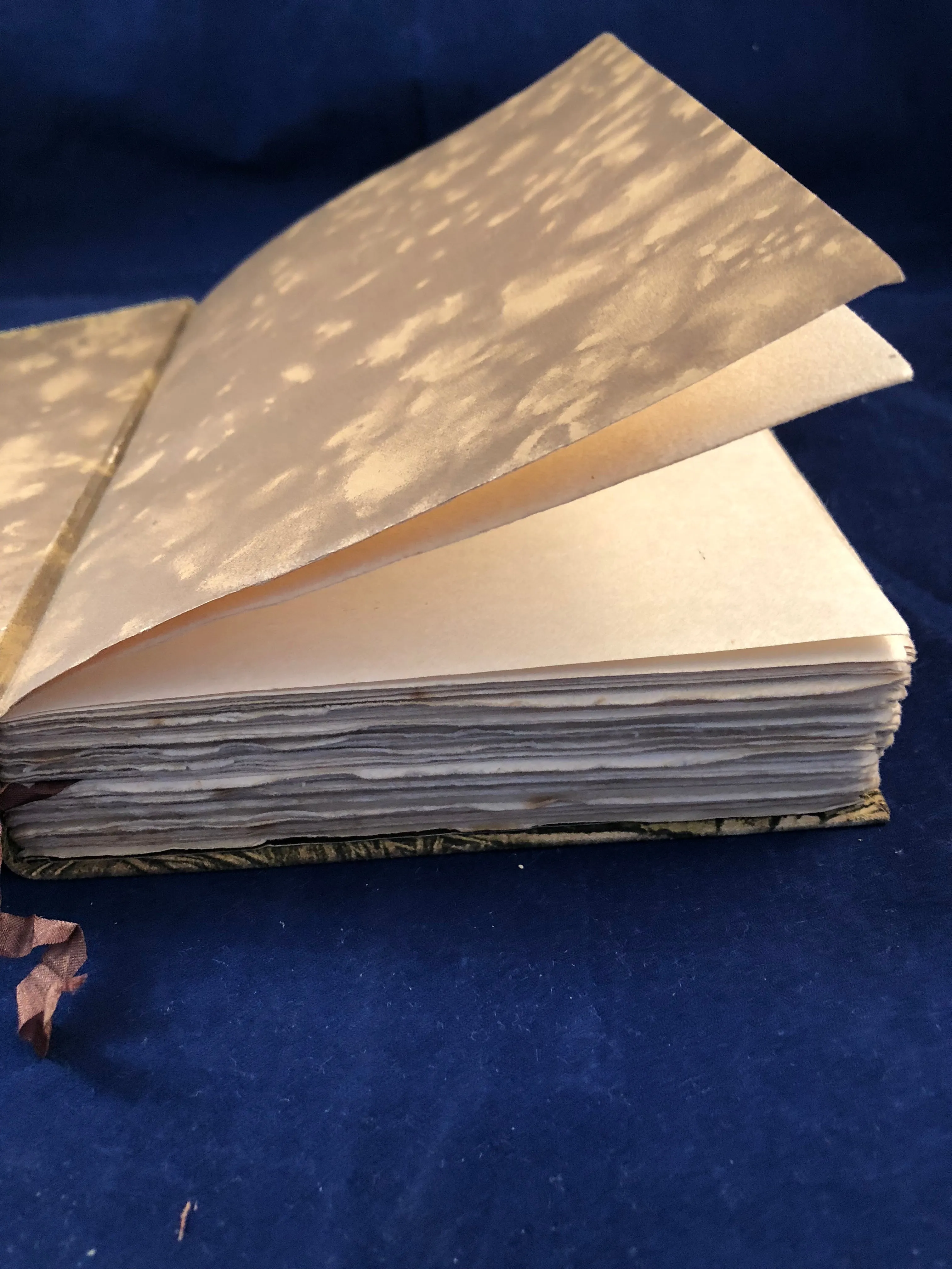 Walter De La Mare - The Return, Collins 1926, Presentation Edition in Suede with Box