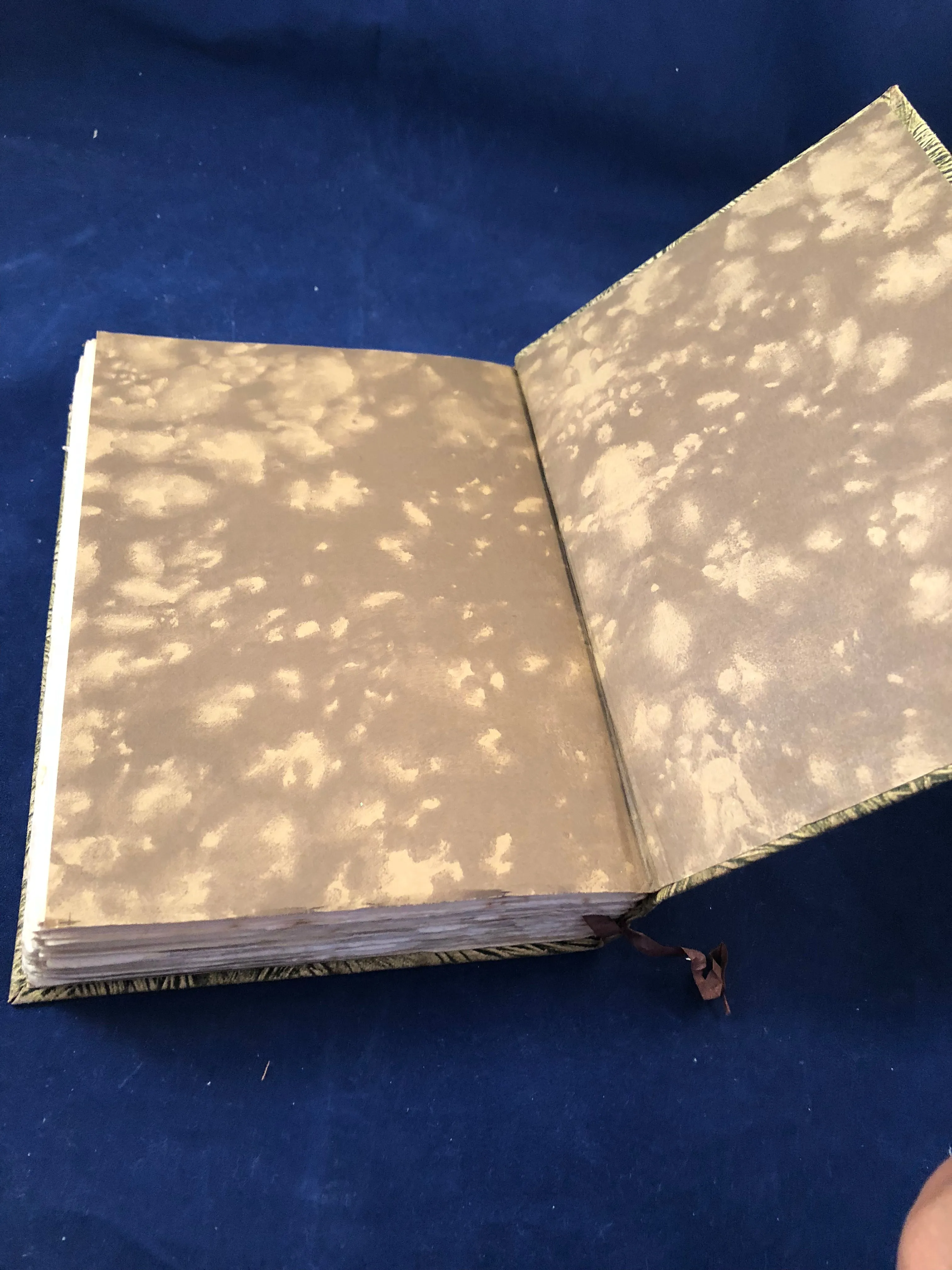 Walter De La Mare - The Return, Collins 1926, Presentation Edition in Suede with Box